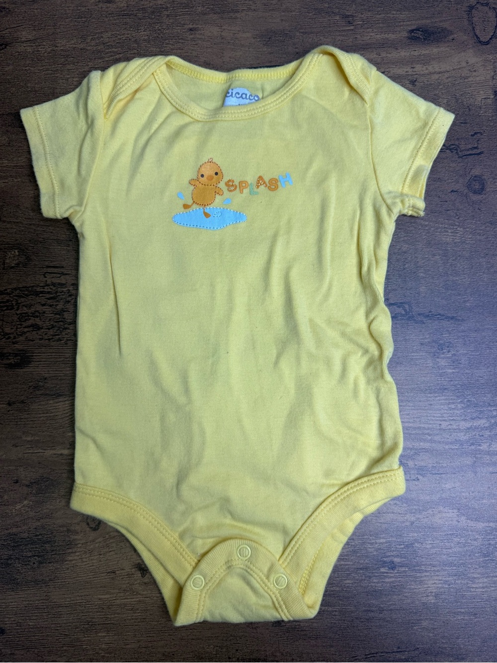 ⭐️5 for $20⭐️ Cicaco Yellow 'Splash' Duck Print Baby One-Piece 12M